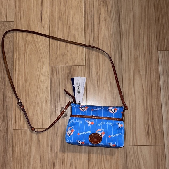 NWT Dooney & Burke Toronto Bluejays Ginger Crossbody A - Picture 2 of 2